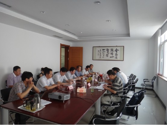 青島市發改委協同省里相關部門領導蒞臨我公司指導工作,并深入調研 青島市發改委協同省里相關部門領導蒞臨我公司指導工作,并深入調研