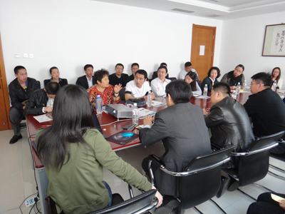 大家對各自的問題進行討論和分享